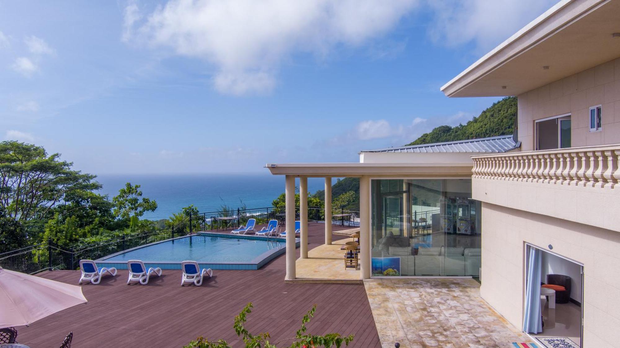Amanda Villa - Best Value Mountain Top Inn Au Cap Kültér fotó