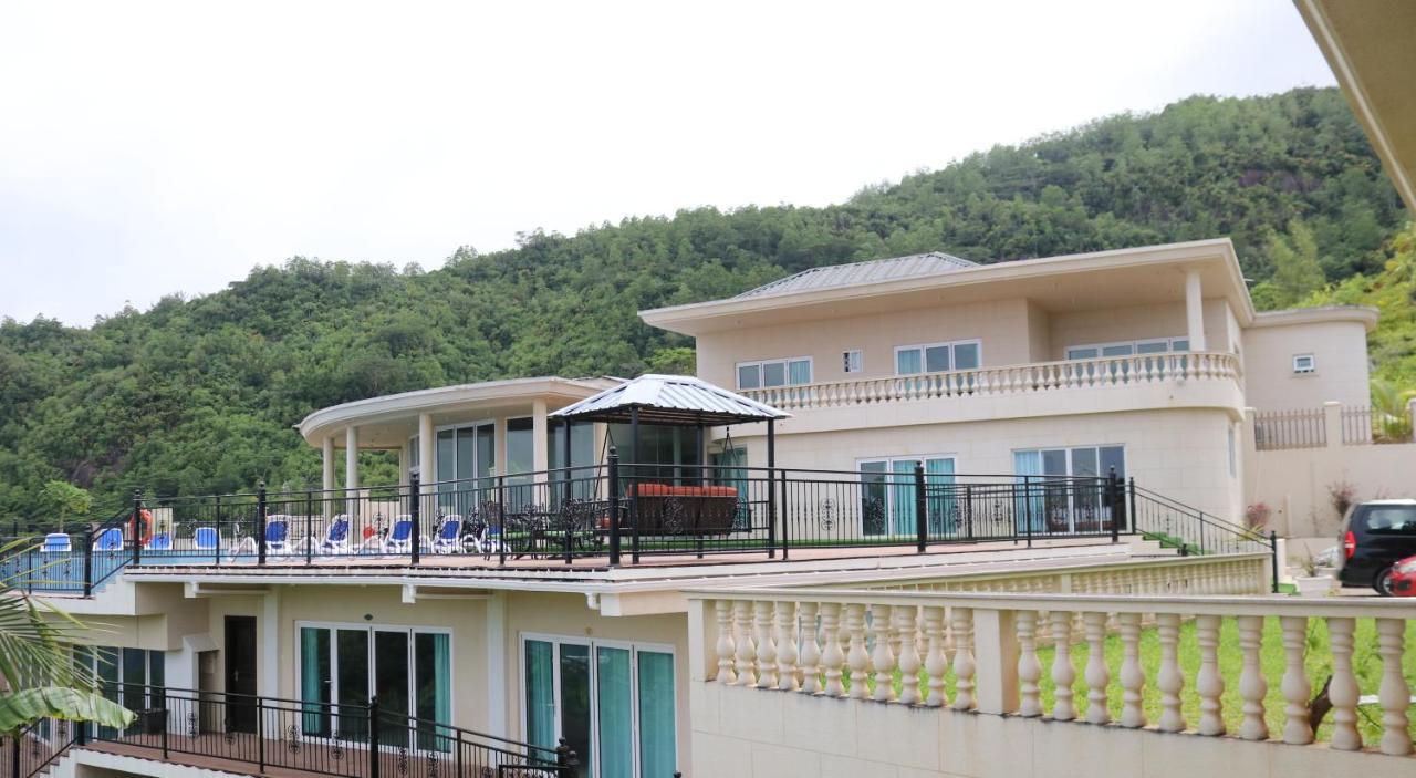 Amanda Villa - Best Value Mountain Top Inn Au Cap Kültér fotó